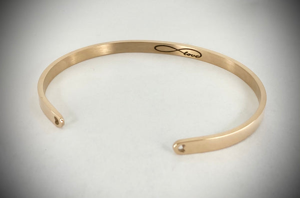 Hakuna Matata Mantra Bangle