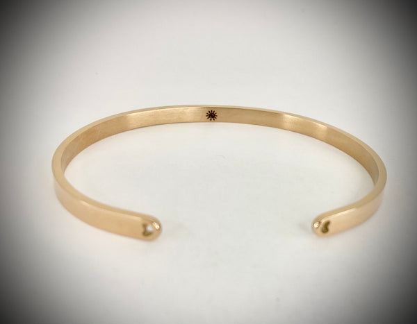 Explore Wanderlust Travel Mantra Bangle